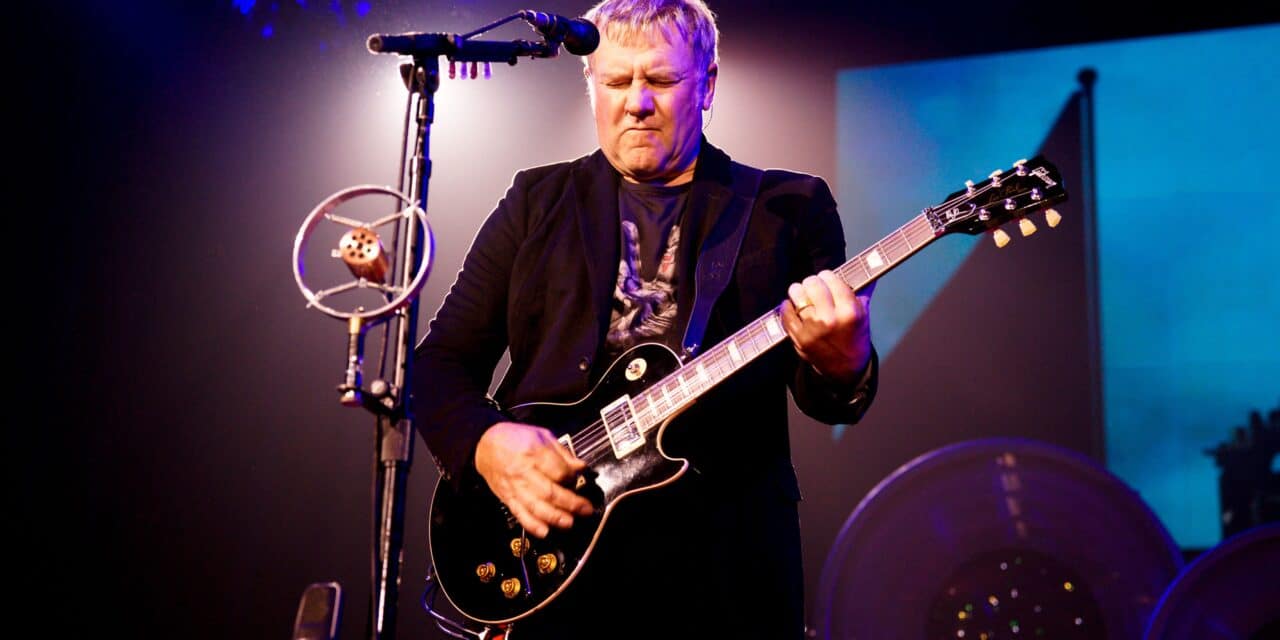 Buon compleanno Alex Lifeson!