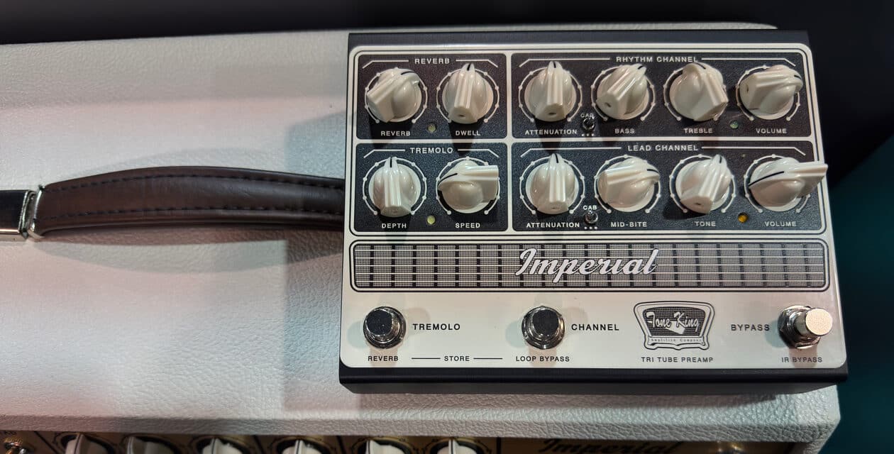 NAMM 2025: Tone King Imperial Tri Tube Preamp – L’amplificatore vintage si trasforma in un pedale?